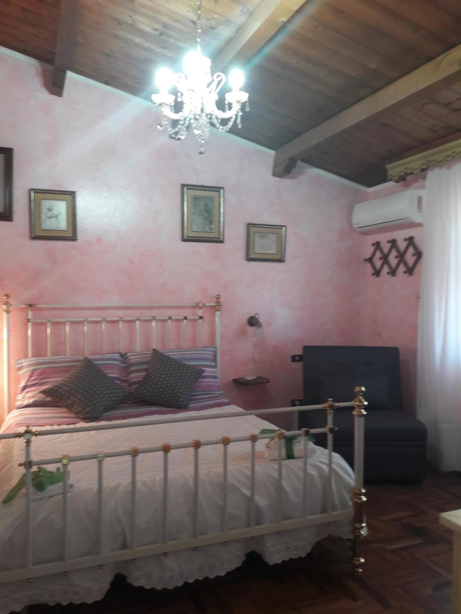 B&B Santa Barbara Иглесиас Номер фото