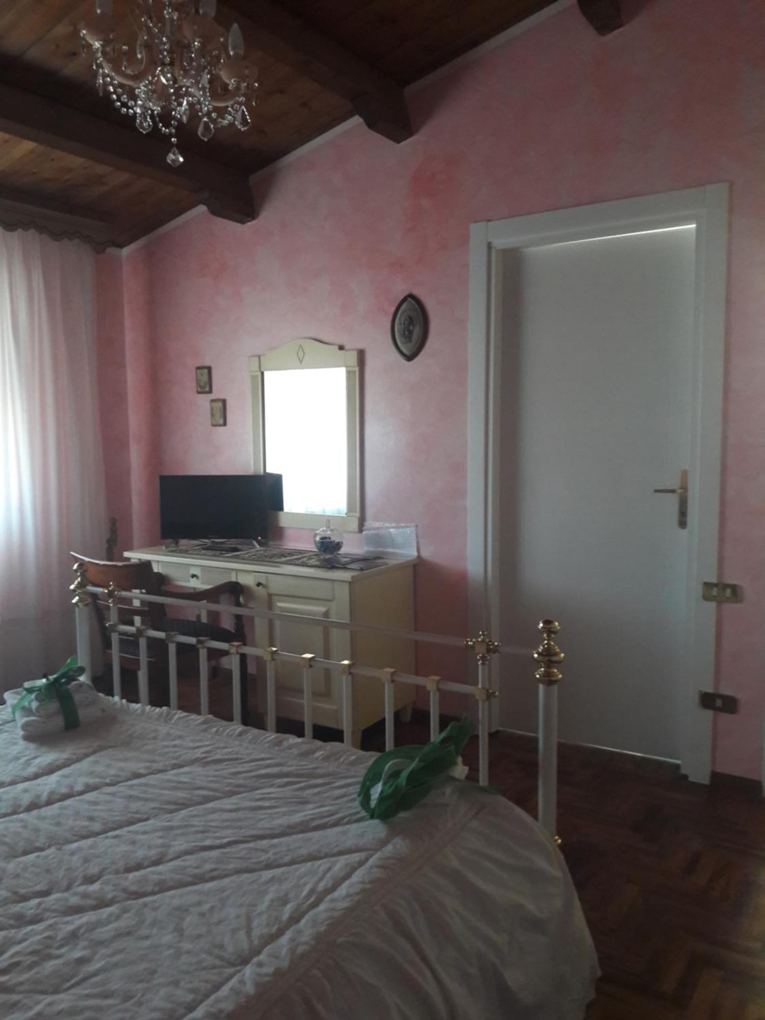 B&B Santa Barbara Иглесиас Номер фото